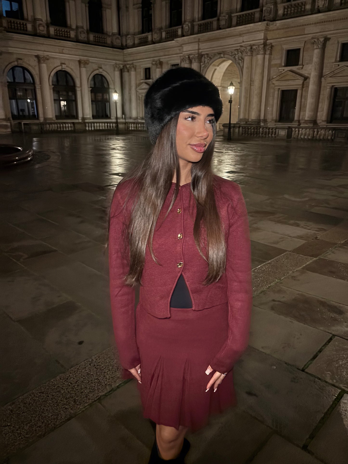 Cardigan mit Goldknöpfen Burgunderrot