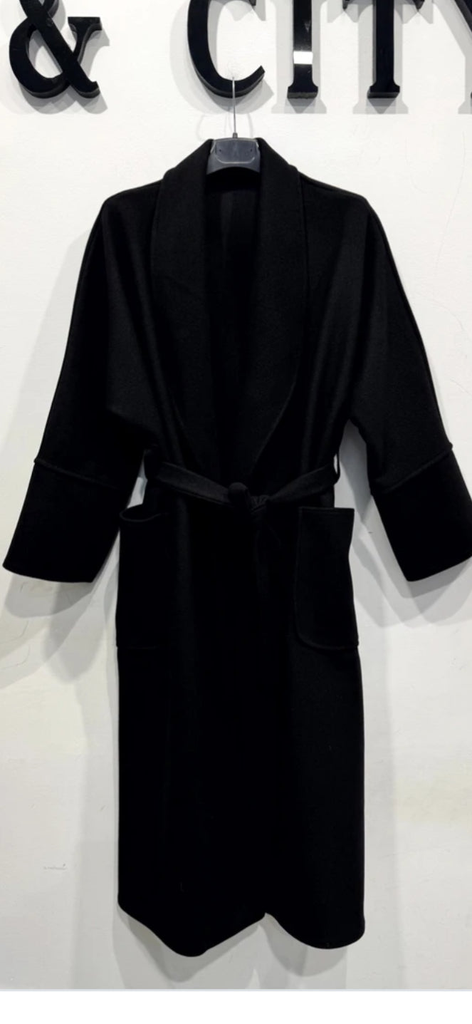Oversized Mantel Schwarz