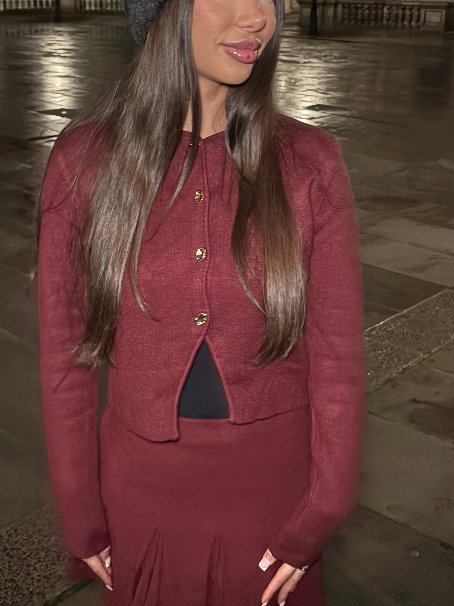 Cardigan mit Goldknöpfen Burgunderrot